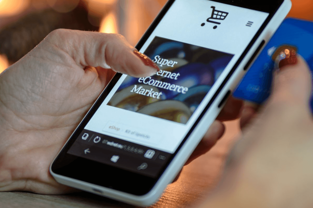 Kostenübersicht Online-Shop erstellen lassen 2026 – Shopify, WooCommerce, Shopware im Vergleich